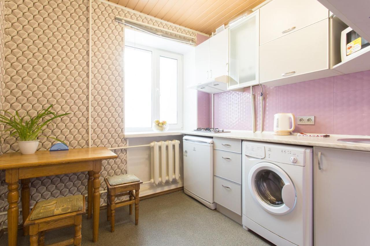 Kosmicheskaya Street Area Appartement Charkov Buitenkant foto